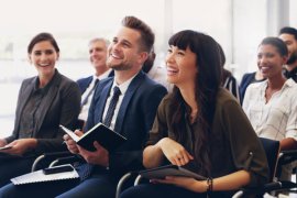 Jak zorganizować udaną konferencję? – Poznaj najważniejsze wskazówki