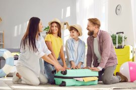 Wyjazd z małym dzieckiem – jak się spakować i co zabrać, aby uniknąć stresu?