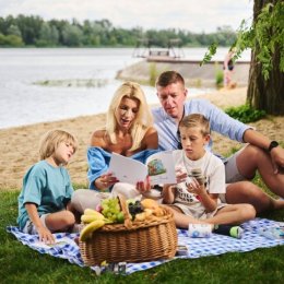 / LIPIEC I SIERPIEŃ / Wakacje pełne animacji i wydarzeń specjalnych