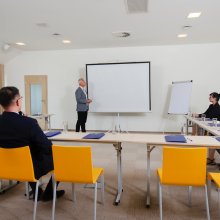 Czego nie powinno braknąć w sali szkoleniowej?