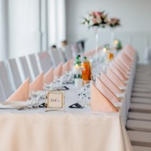 Hotel czy dom weselny - Gdzie zorganizować wesele?