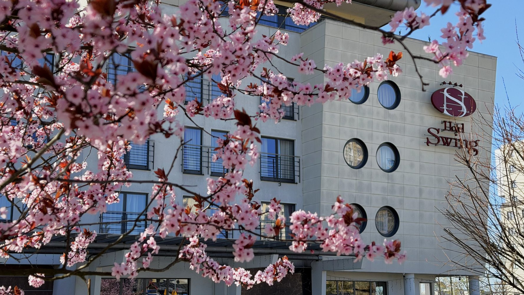 W maju - dzieci śpią GRATIS!