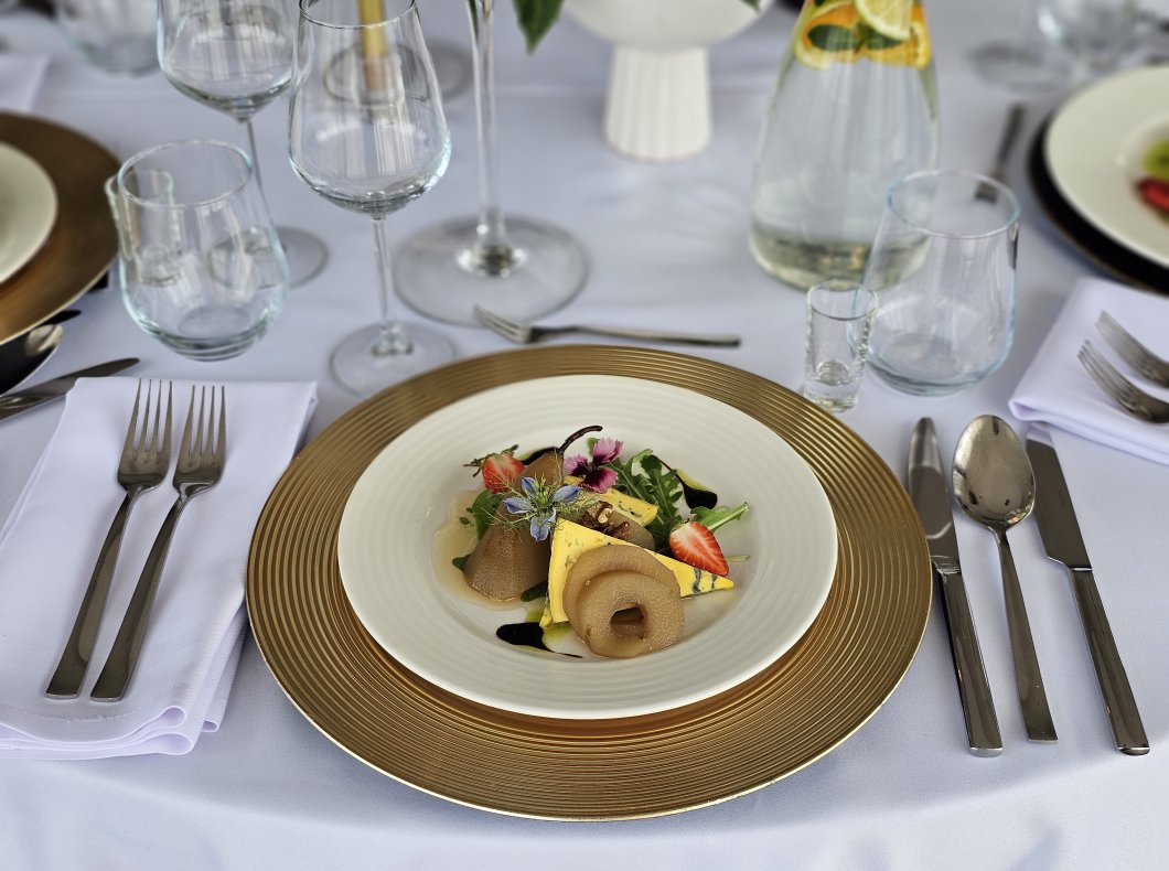 VYNIKAJÚCE SVADOBNÉ MENU