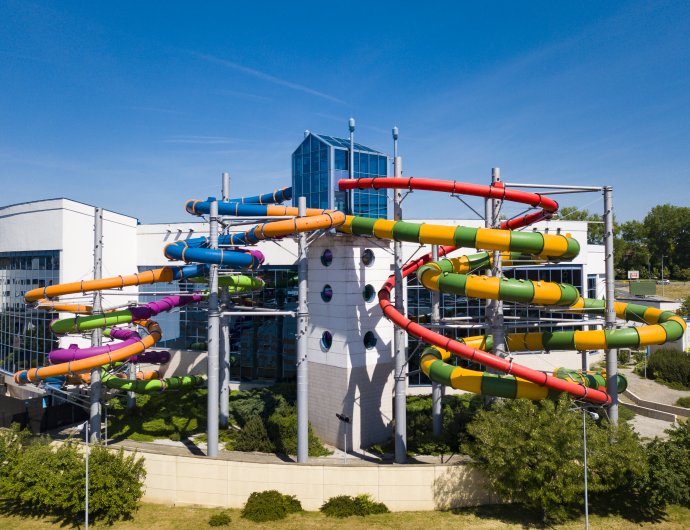 Stay with Aquapark & Dinner