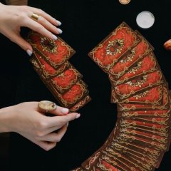 Niesamowita i magiczna zabawa andrzejkowa nad morzem – odkryj uroki Bałtyku jesienią!