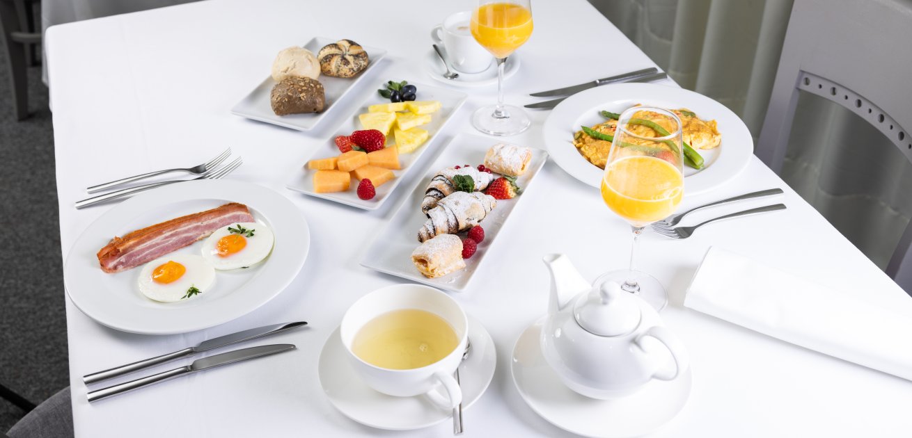 Cafe & Terrace - Gallery big slider