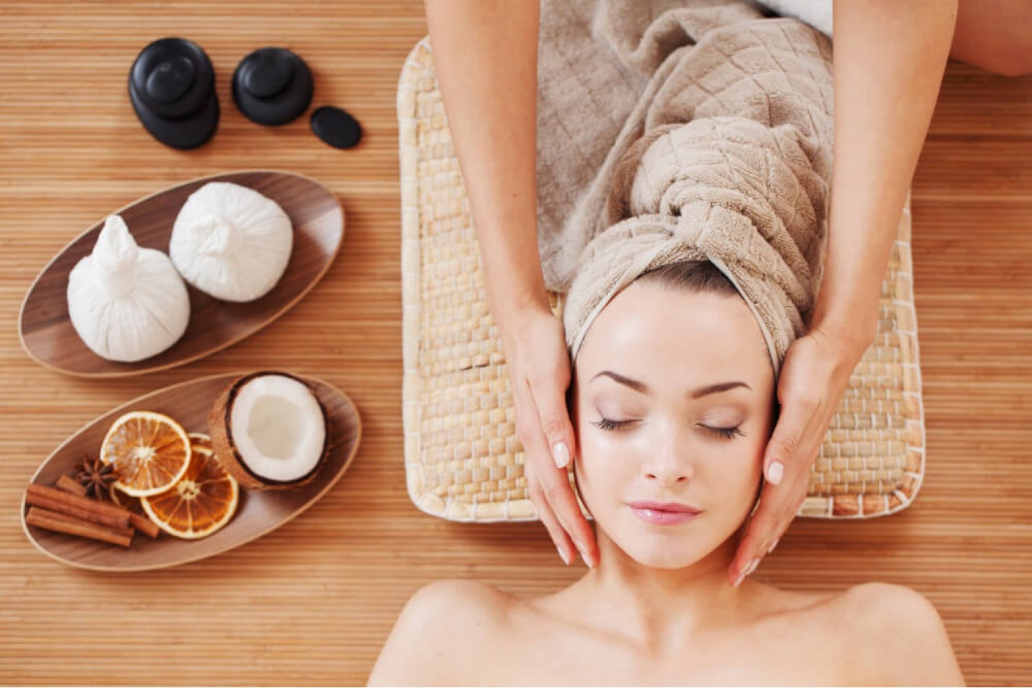 Zatrzymaj czas dla swojej skóry: Przegląd zabiegów odmładzających na twarz i dłonie dostępnych w Manaw Spa