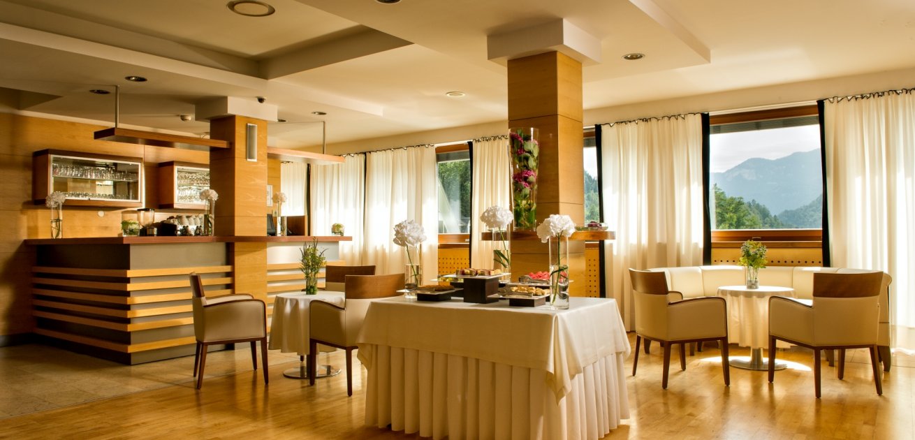 Meetings - Gallery big slider