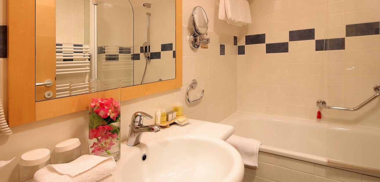 Soba z enojnima posteljama