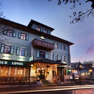 Picture of Hotel Lovec exterior