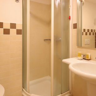 Picture of Hotel Lovec bathroom with shower