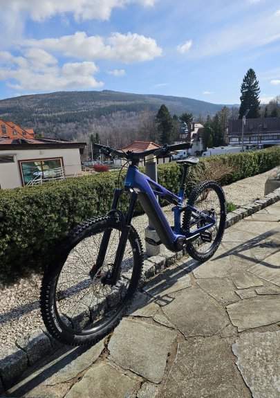 Wypożycz rower i odkrywaj okolicę