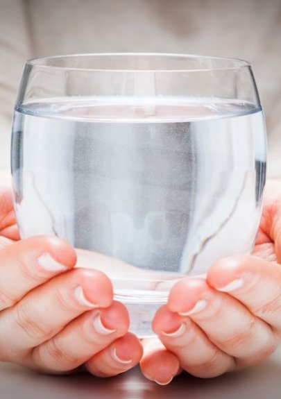 Woda mineralna i jej działanie na organizm