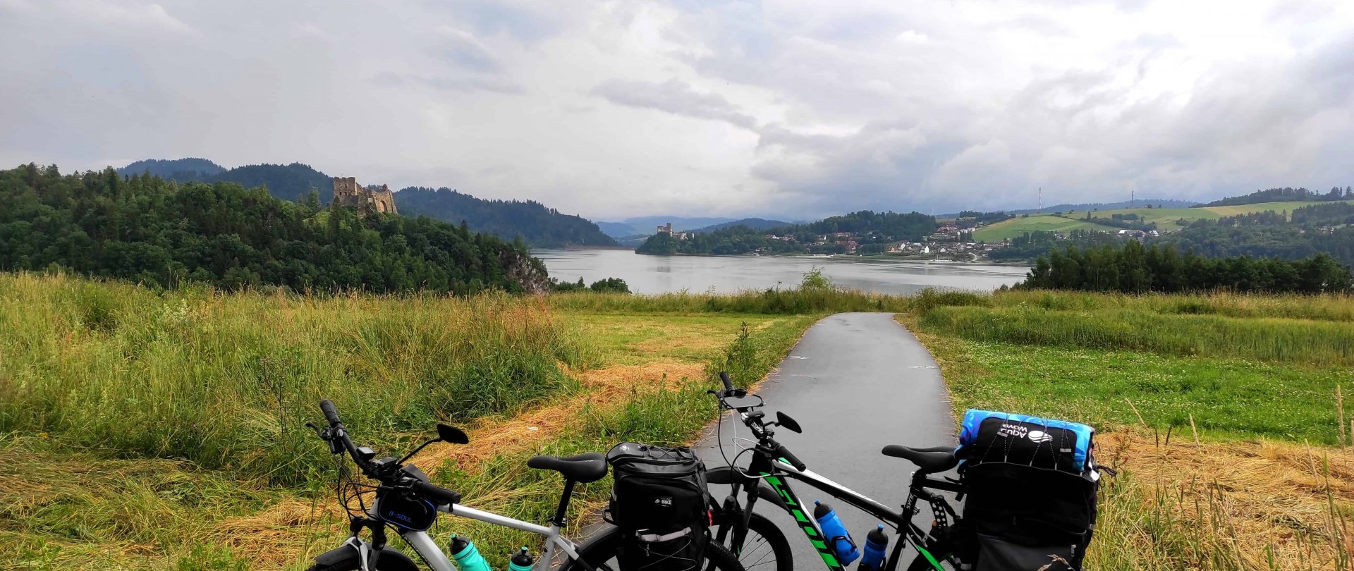 Wycieczka rowerowa wokół Jeziora Czorsztyńskiego