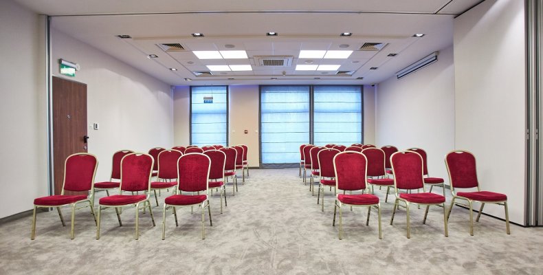 Jak wygląda dobra sala konferencyjna Warszawa?
