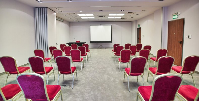 Jak wygląda dobra sala konferencyjna Warszawa?