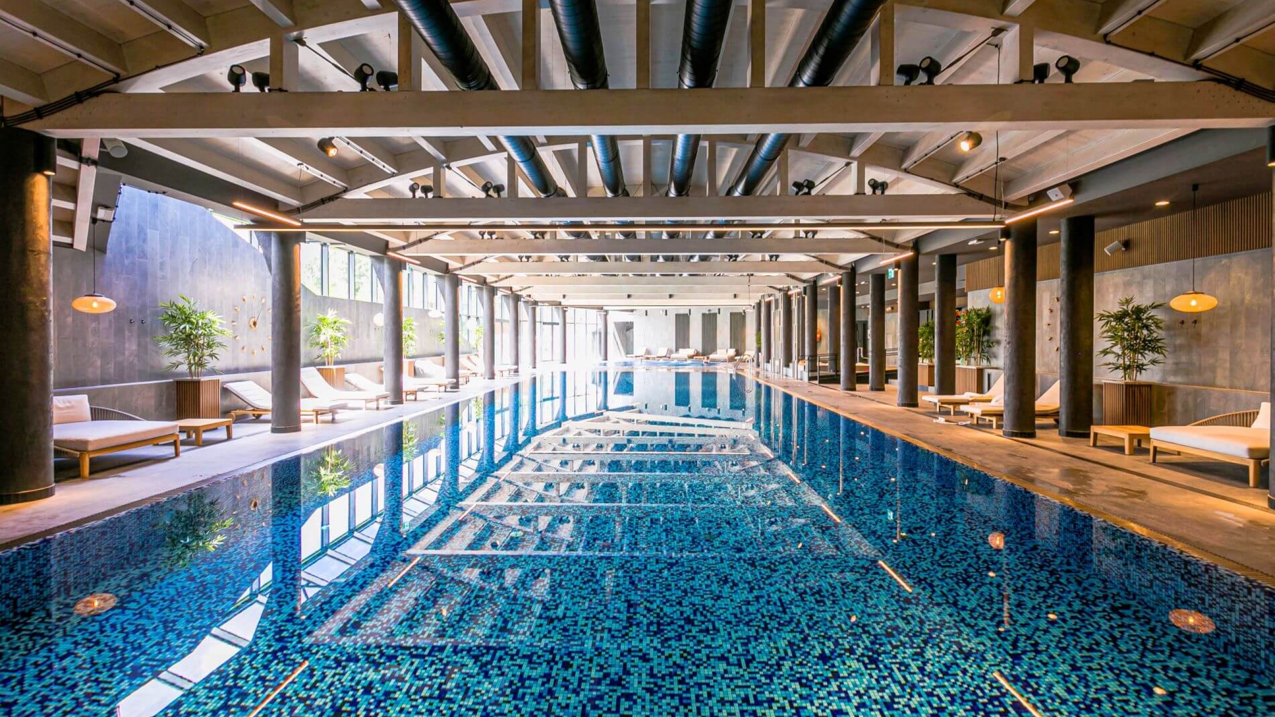 Basen w Radisson Blu Hotel, Sopot.