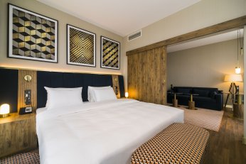 Pokój Suite with Balcony w Radisson Blu Hotel, Sopot.