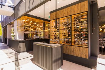 Lobby Bar w Radisson Blu Hotel, Sopot.