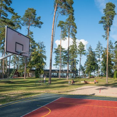 Otoczenie i atrakcje