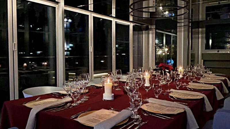 SKY BAR
