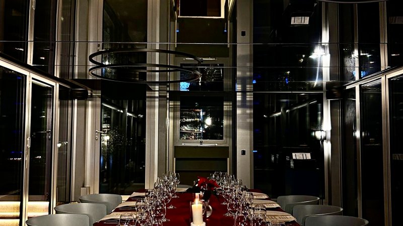 SKY BAR