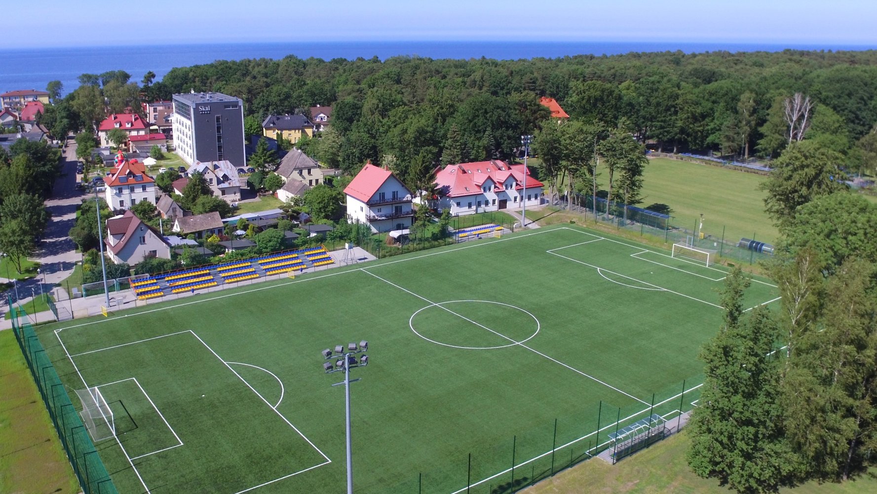 Football Pitches in Ustronie Morskie