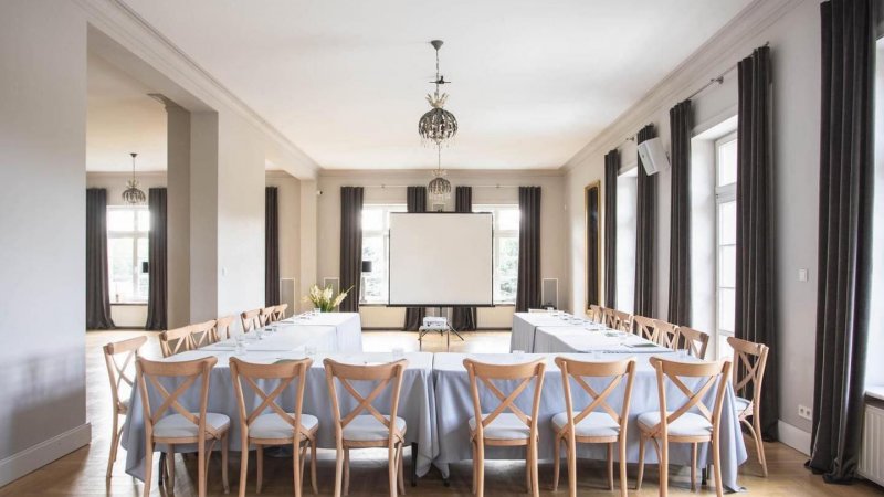 Trainings & conferences