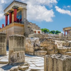 Knossos & Free time in Heraklion town 