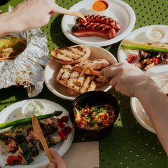 Wakacyjne grille z ARCHE Dw&oacute;r Uphagena Gdańsk &ndash; Smaki Lata w Ogr&oacute;dku