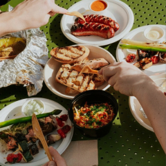 Wakacyjne grille z ARCHE Dw&oacute;r Uphagena Gdańsk &ndash; Smaki Lata w Ogr&oacute;dku