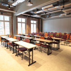 Ile kosztuje wynajem sali konferencyjnej? Cena wynajmu sali szkoleniowej