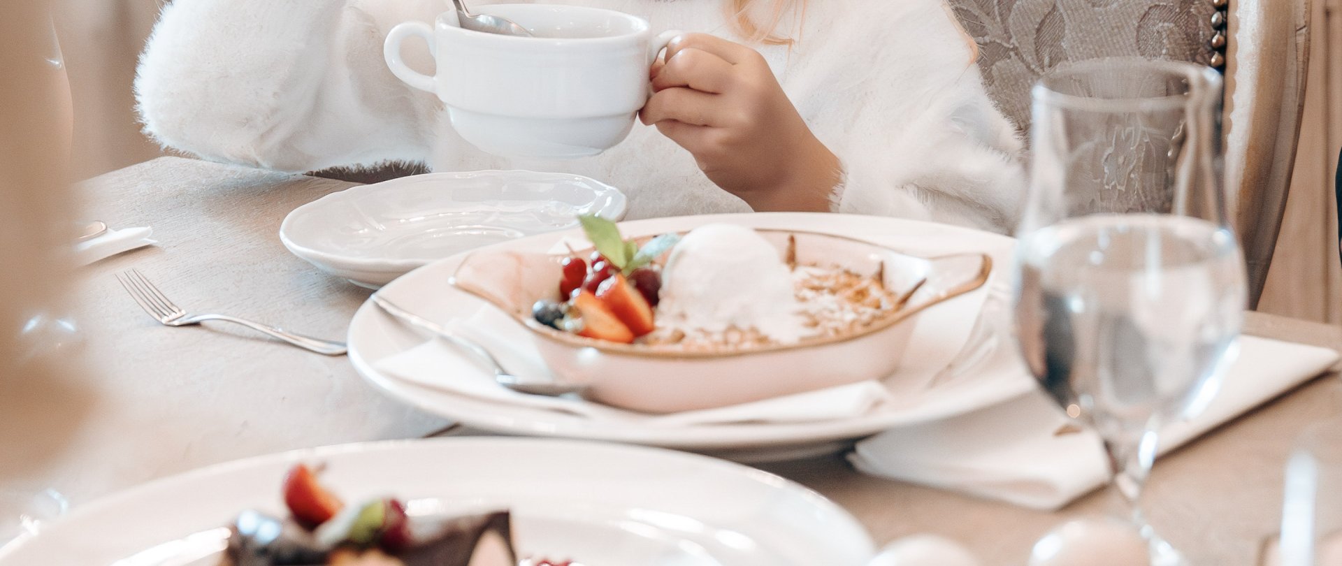 Ferie zimowe z HAPPY HOURS