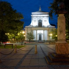 Barokowo-klasycystyczny kościół pw. Św. Stanisława BM