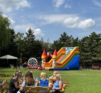 Integracje firmowe i eventy w ogrodzie