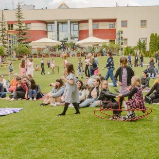 Training events and conferences 