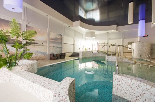 Strefa Wodna - basen, sauny, jacuzzi