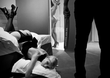 Photo shoot at HOT_elarnia