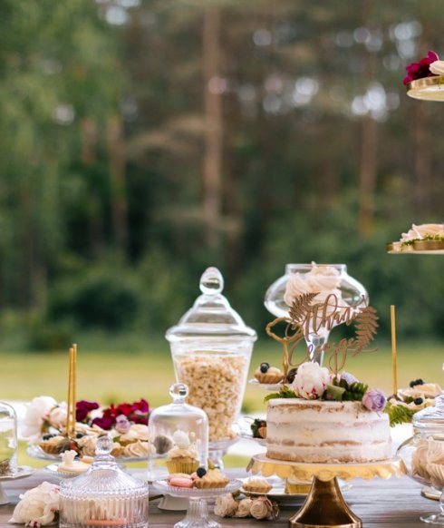 Bajkowy ślub w plenerze
