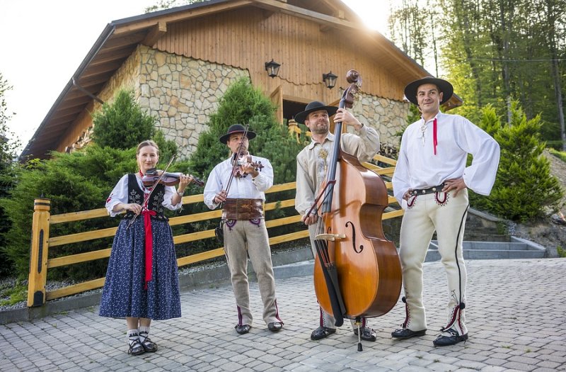 Grille i ogniska firmowe