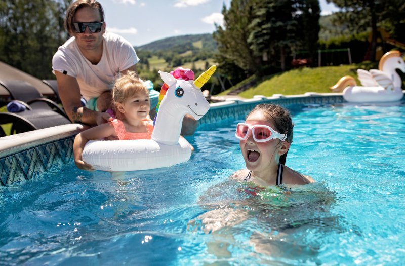 Hotel z letnim basenem