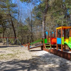  Spielplatz im Freien
