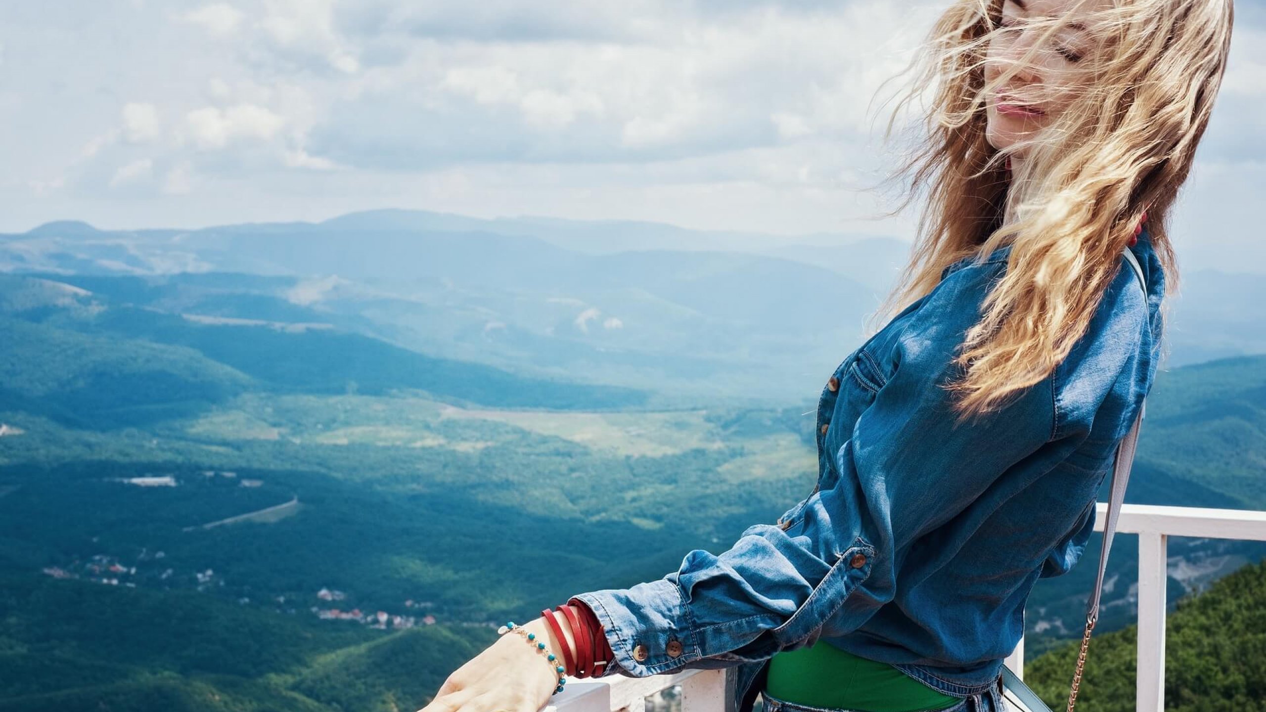 SKY WALK A path in the clouds