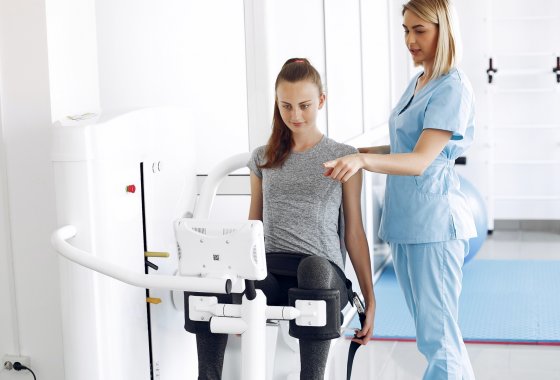 Unsere Rehabilitationsbehandlungen in Kolberg sind Linderung bei Krankheiten, d. h. :