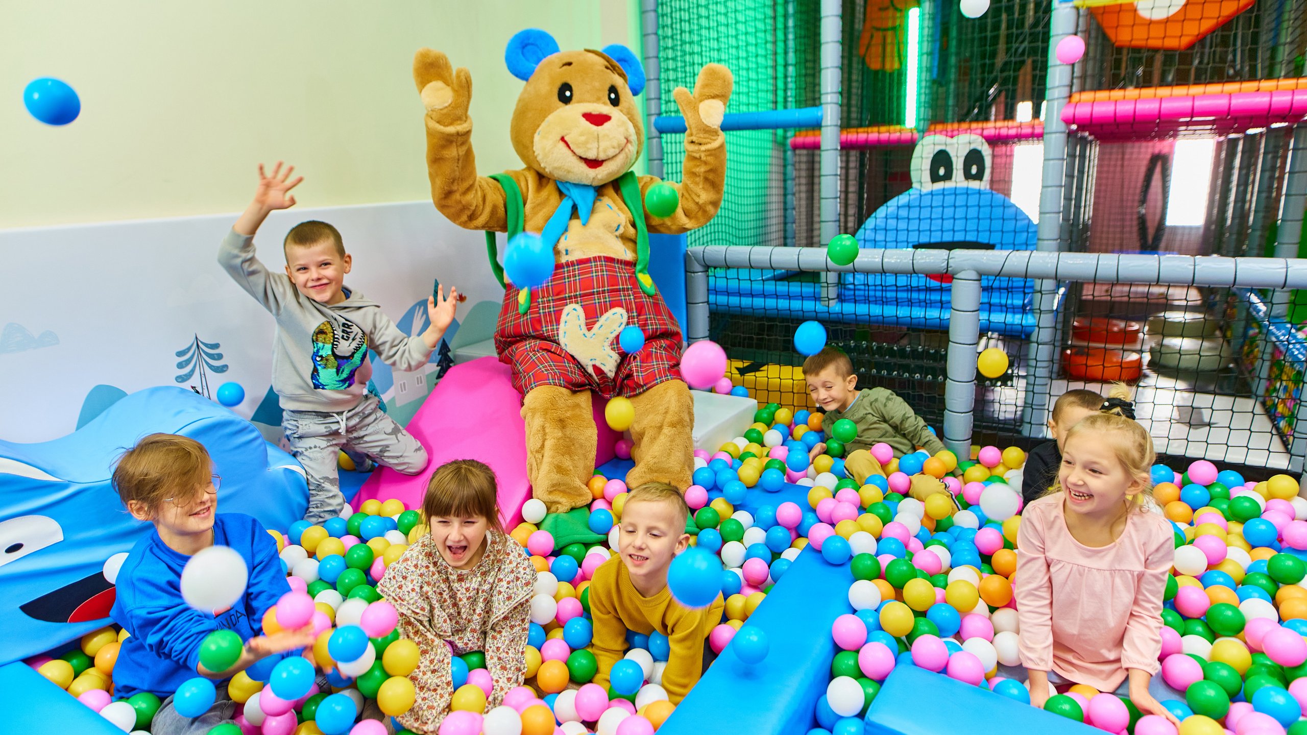 Gdzie pojechać z dzieckiem, gdy pada deszcz?