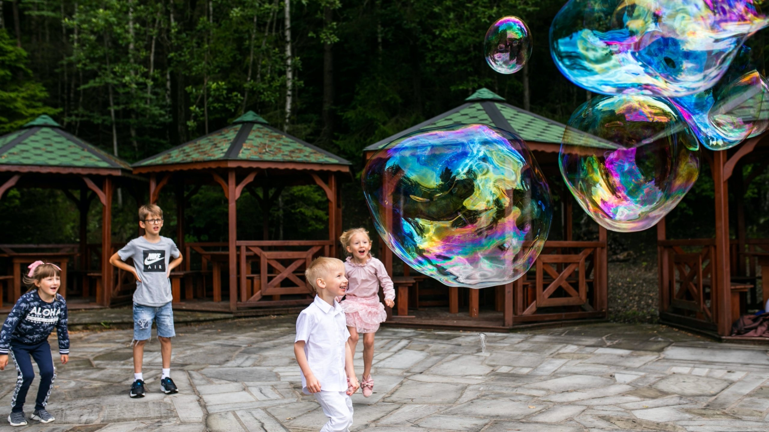 Jak ciekawie spędzić tygodniowe wakacje w górach?