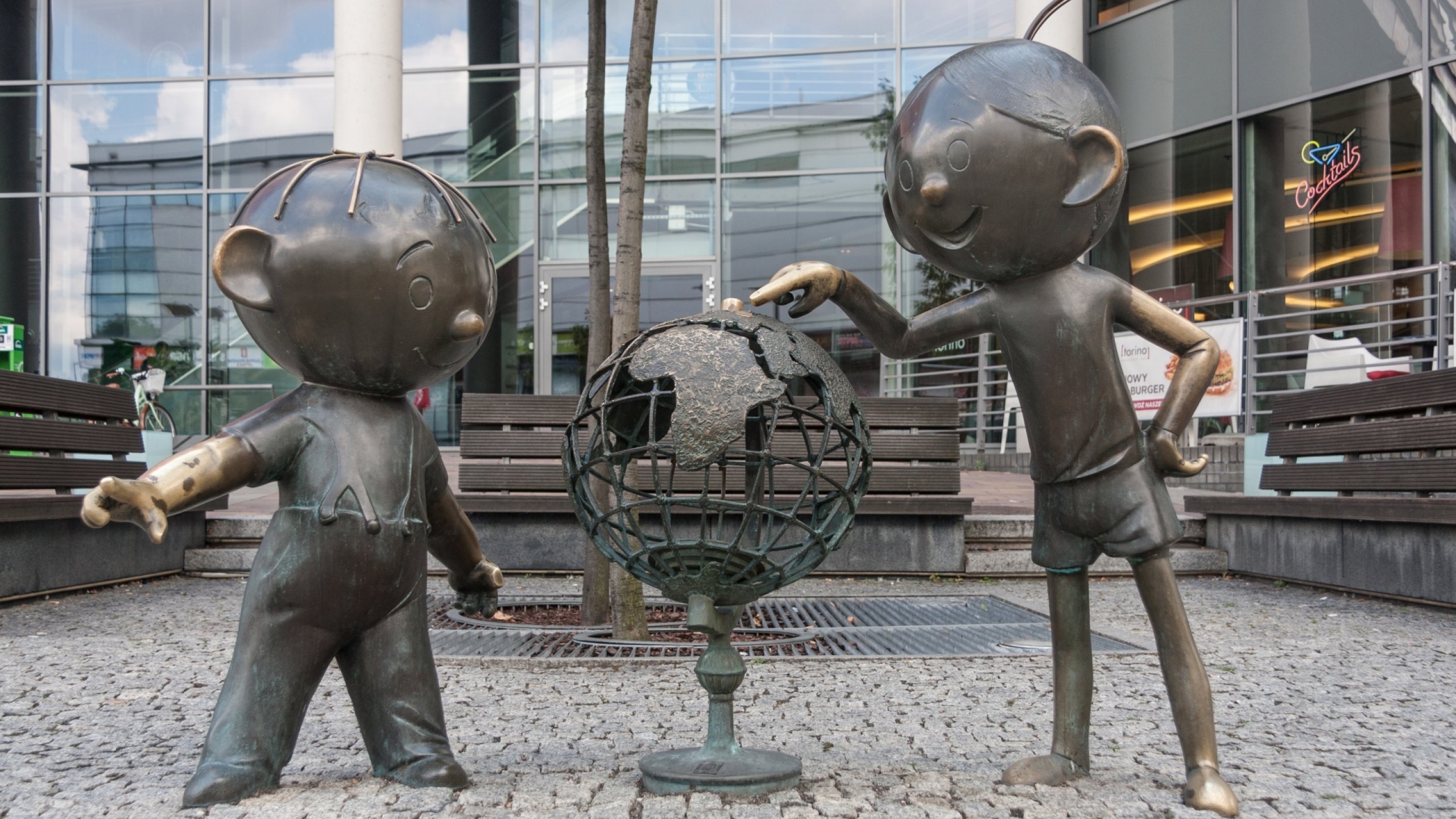 Pomnik Bolka i Lolka