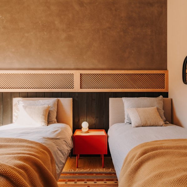 RIDERS LODGE Gallery