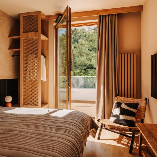 RIDERS LODGE Gallery