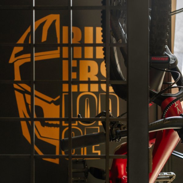 RIDERS LODGE Gallery